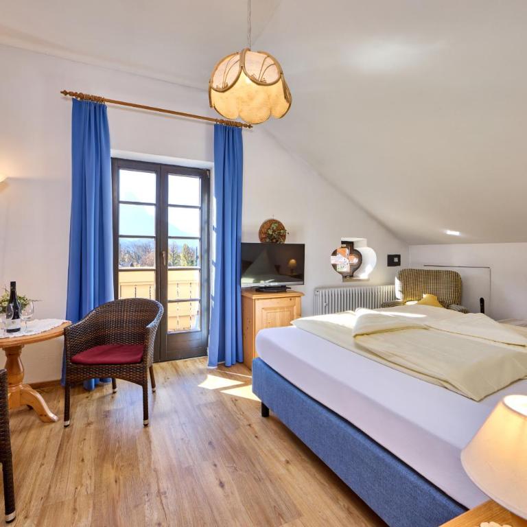 Hotel Drei Mohren - Familienzimmer mit Balkon - 1