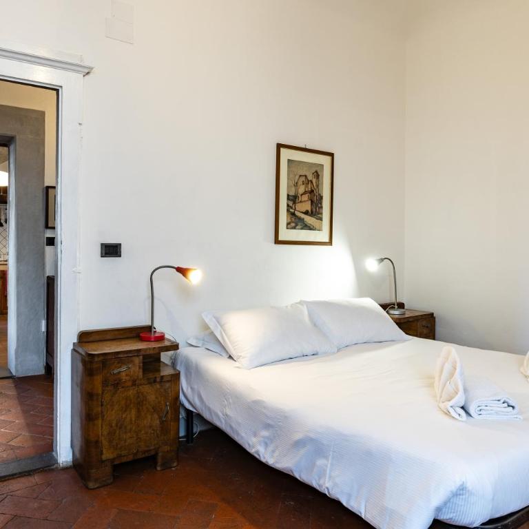 Sant'Antonino Cozy Corner - Three-Bedroom Apartment - 19