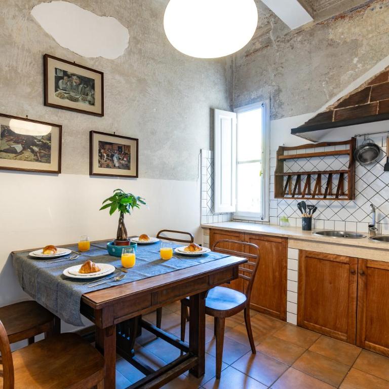 Sant'Antonino Cozy Corner - Three-Bedroom Apartment - 27