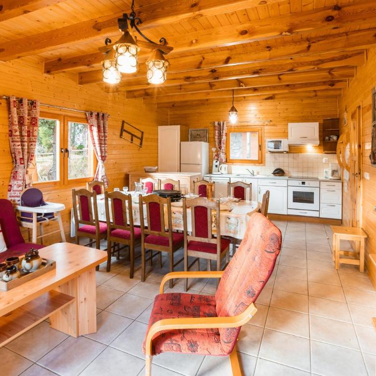 À 400m des pistes, confortable chalet pour 10 - Chalet - 2