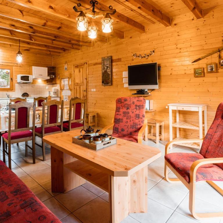À 400m des pistes, confortable chalet pour 10 - Chalet - 14