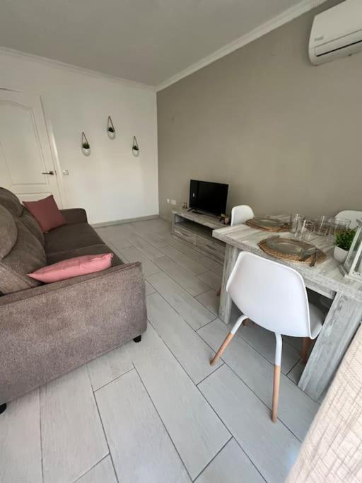 Apartamento de 2 habitaciones - One-Bedroom Apartment - 14