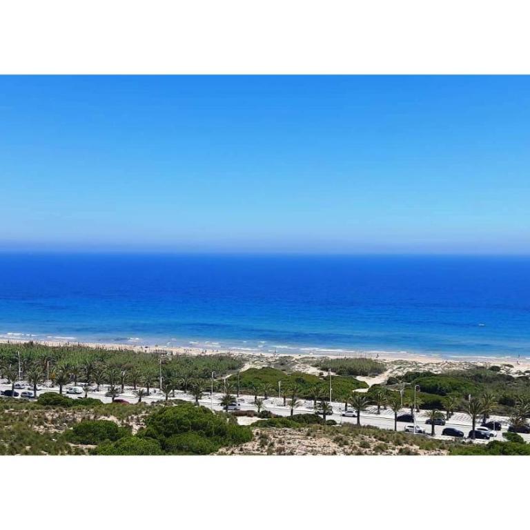 Moderno apartamento con terraza y vistas al mar R22 by Novadesta - Two-Bedroom Apartment - 24
