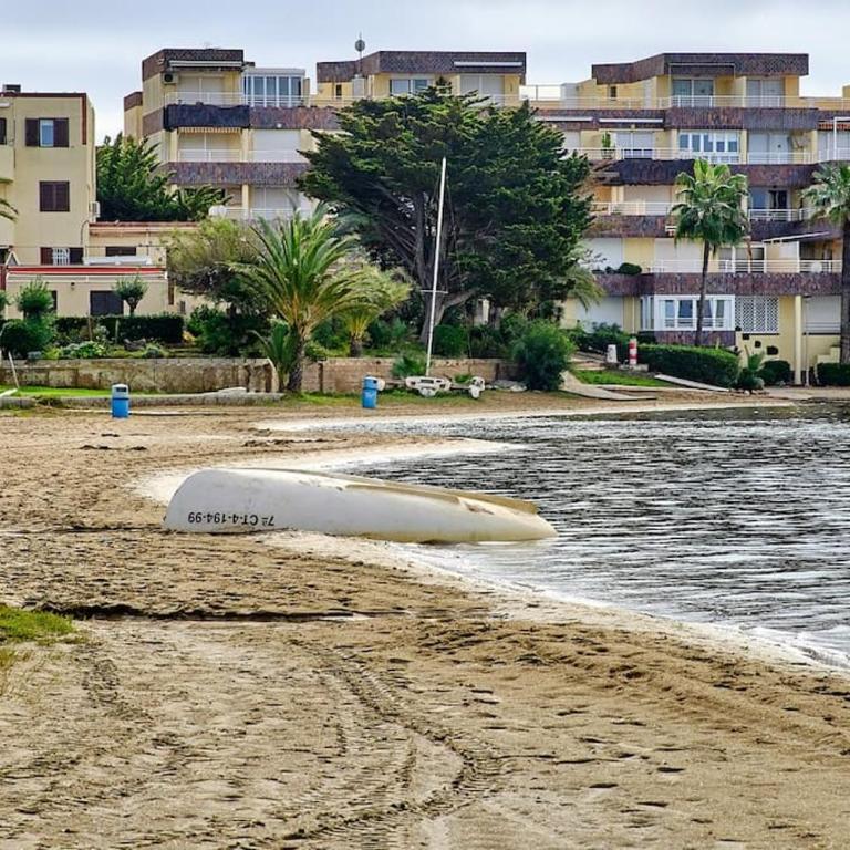 Retiro de Ensueño Frente al Mar - Three-Bedroom Apartment - 49