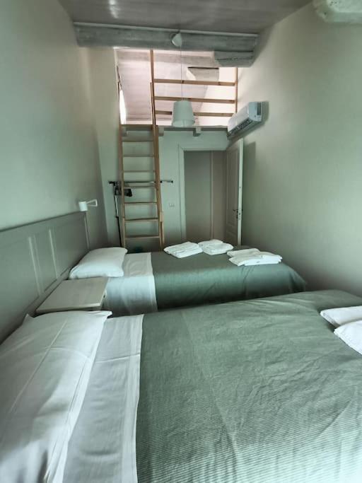 Lovely apartment Civico42 Bologna city - Two-Bedroom Apartment - 24