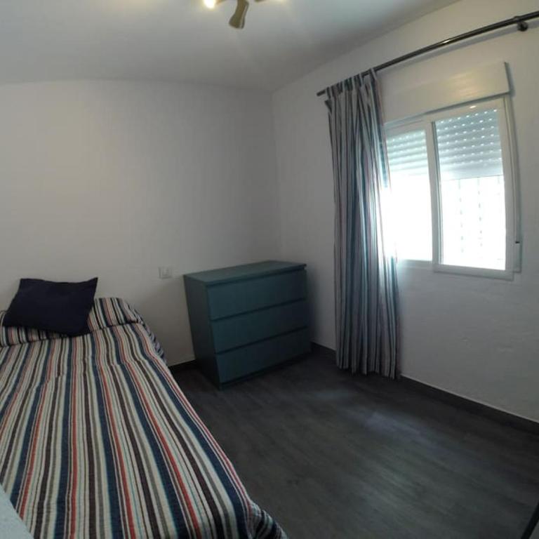 A 5 min de la playa Victoria y del Htal Pta Mar - Apartamento de 2 dormitorios - 15