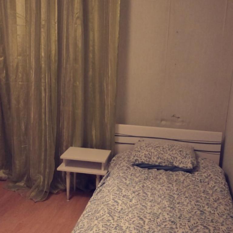 Chambre simple dans une maison - Chambre Simple - 1