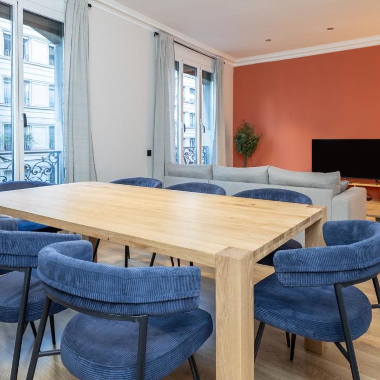 Stay U-nique Apartments Balmes II - Four-Bedroom Apartment - 35