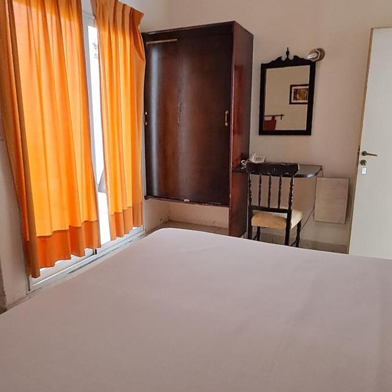 Hotel Continental - Habitación Cuádruple Estándar - 4