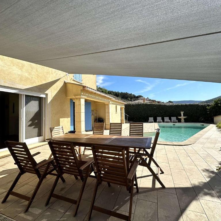 Villa Myosotis pour 8 personnes avec piscine chauffée et vue mer à La Londe-Les-Maures - Maison 4 Chambres - 2