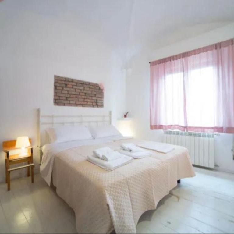 B&B Antiche Porte - Appartamento con 2 Camere da Letto, Balcone e Terrazza - 4