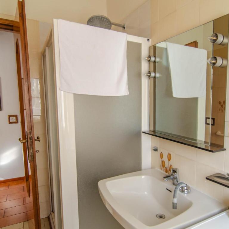 FuoriPorta Affitti Brevi - Incantevole Residenza Retro - Appartamento con 2 Camere da Letto - 31