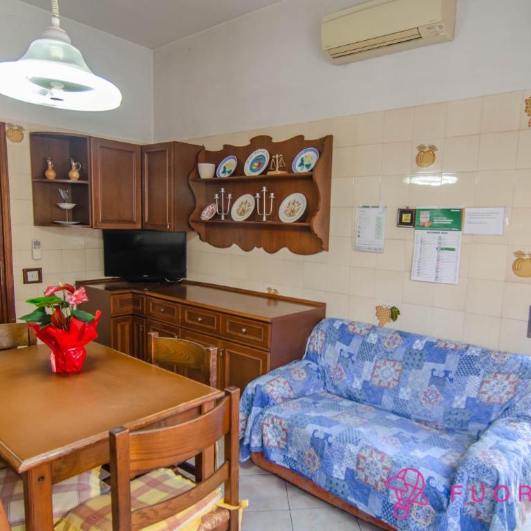FuoriPorta Affitti Brevi - Incantevole Residenza Retro - Appartamento con 2 Camere da Letto - 17