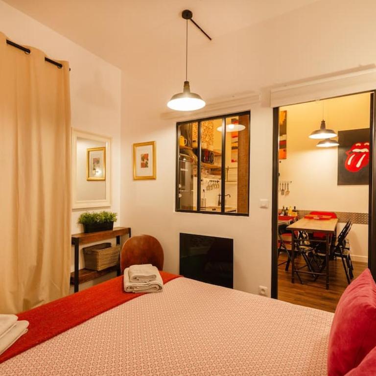 Montmartre Rue des Martyrs Loft with AC, 4-7 PEO - Appartement 3 Chambres - 15