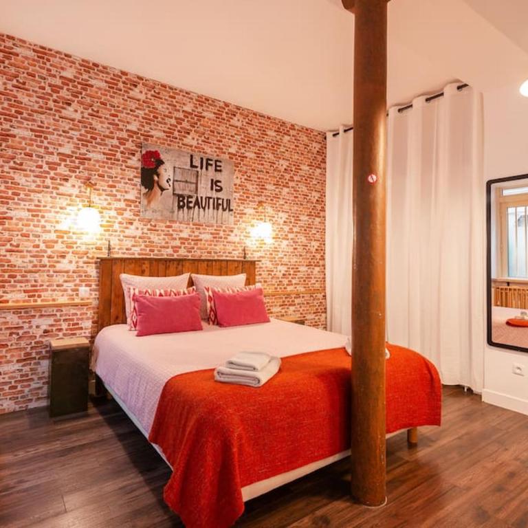Montmartre Rue des Martyrs Loft with AC, 4-7 PEO - Appartement 3 Chambres - 18
