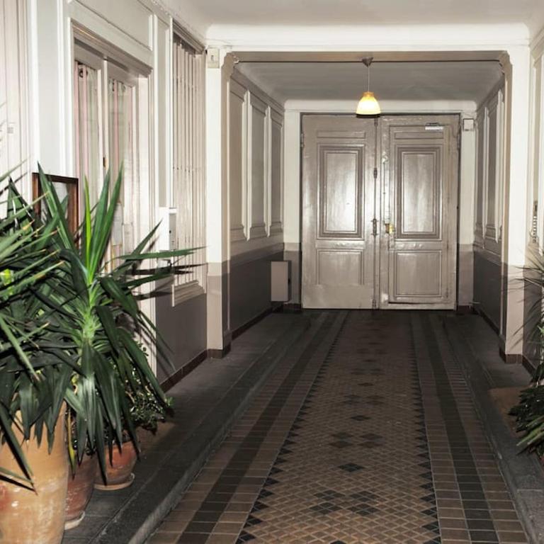 Montmartre Rue des Martyrs Loft with AC, 4-7 PEO - Appartement 3 Chambres - 72