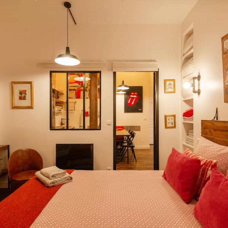 Montmartre Rue des Martyrs Loft with AC, 4-7 PEO - Appartement 3 Chambres - 21