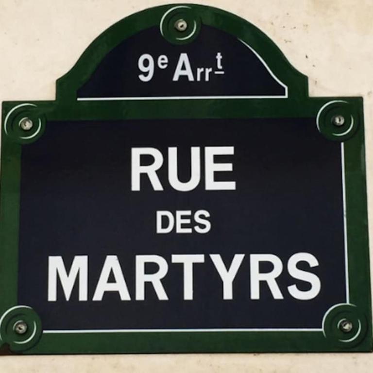 Montmartre Rue des Martyrs Loft with AC, 4-7 PEO - Appartement 3 Chambres - 90