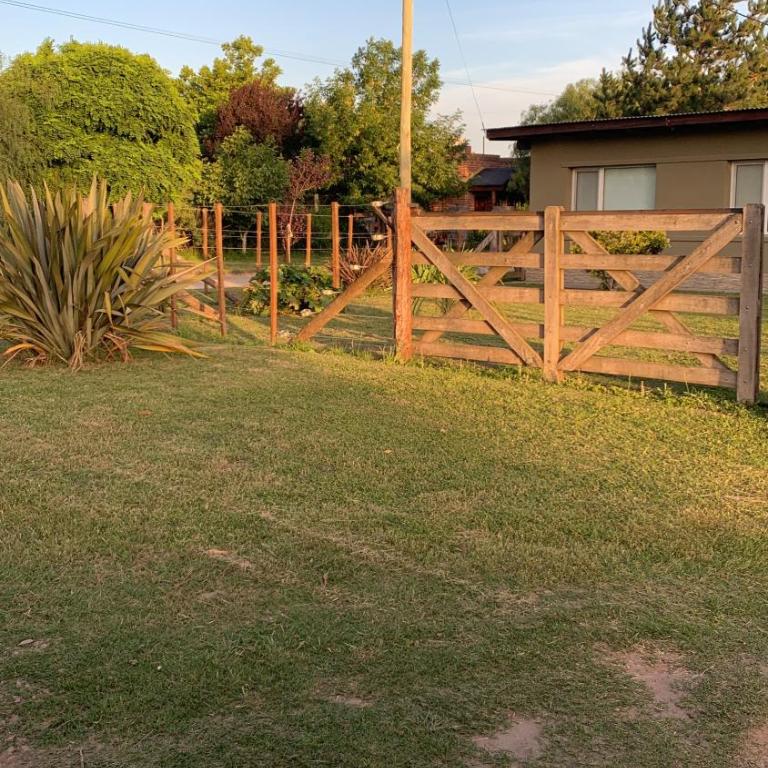 Casa zona parque playa Necochea - Two-Bedroom House - 1
