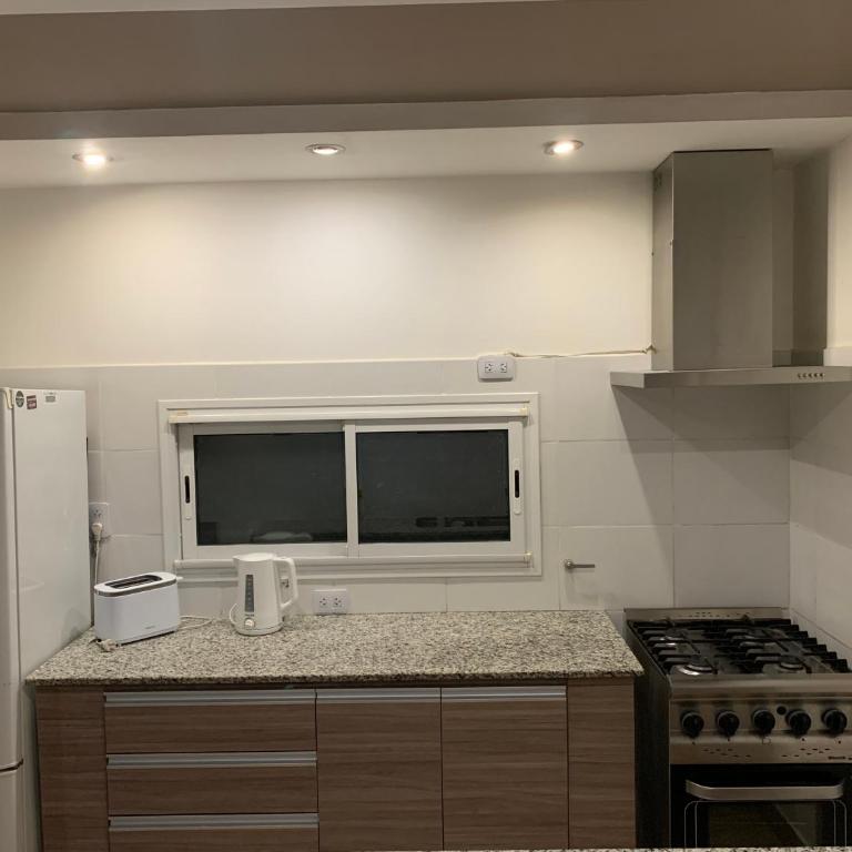 Casa zona parque playa Necochea - Two-Bedroom House - 9