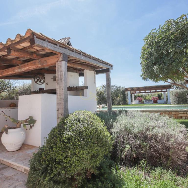 TD Trulli di Montaltino with Stunning Huge Pool - Casa Vacanze - 9