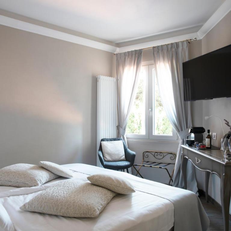 Relais Villa Porta - Classic Doppelzimmer mit Seeblick - 11