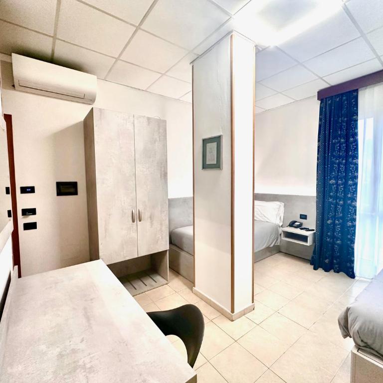 Hotel Leonardo - Camera Standard Doppia con Letti Singoli - 1