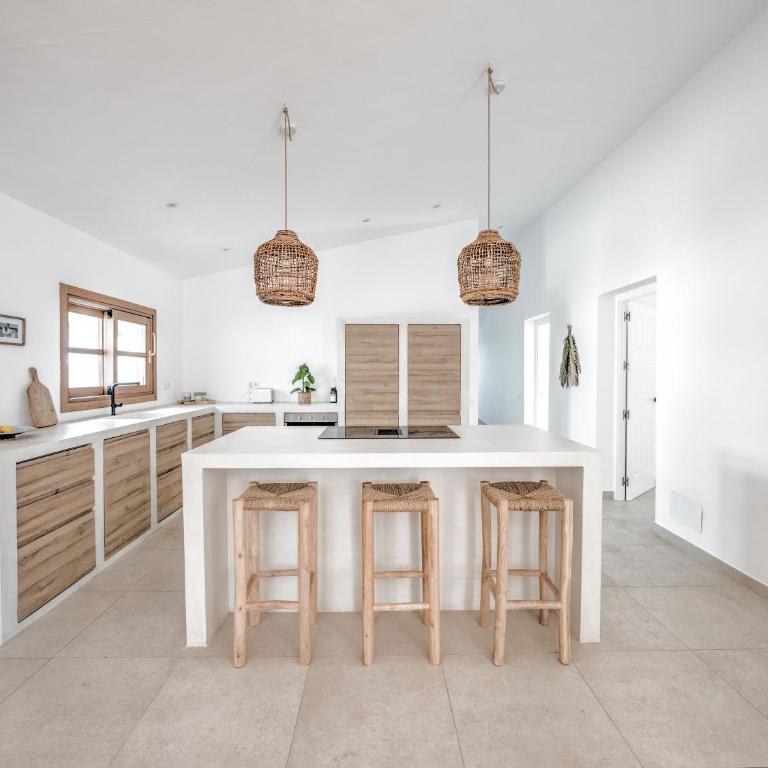 Villa in mediterranean style with private pool - Casa Vacacional de 3 dormitorios - 4