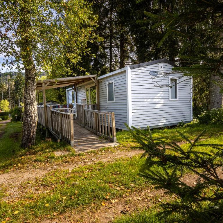 Tiny House - Cottages - Mobilhomes - Camping Les Granges Bas - Mobile Home Accessible aux Personnes à Mobilité Réduite - 4