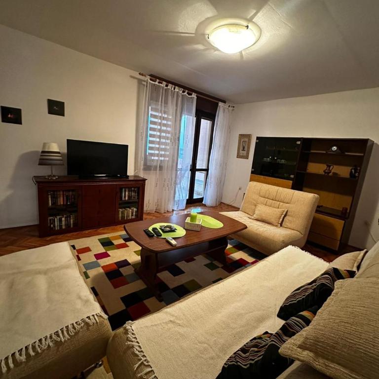B&M apartman - Apartman sa 2 Spavaće Sobe - 1
