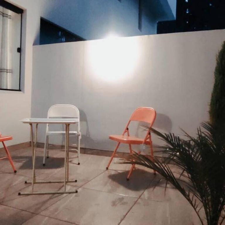 Estudio, patio privado, cocineta y baño completo - Estudio Deluxe con cama grande - 13