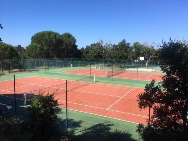 Mazet Mireille climatisé pour 4 personnes avec tennis et piscine à La Londes-Les-Maures - Maison de Vacances - 12