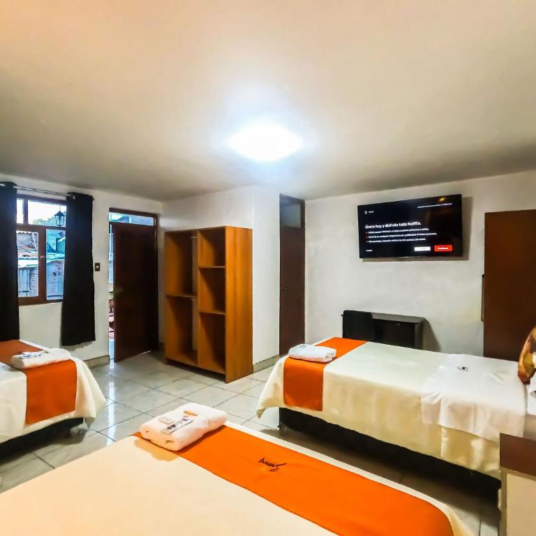 Hotel SumacPlaza - Deluxe Triple Room - 2