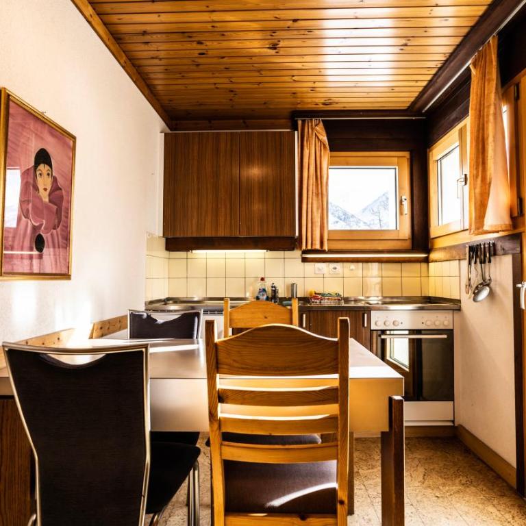 Ferienwohnungen Haus Butterfly, Saas-Fee - Apartment mit 2 Schlafzimmern - 12