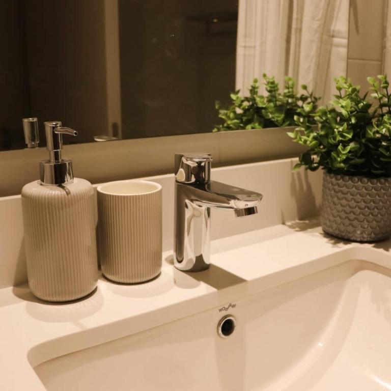 HOM I Espectacular Depto 2D2B 4 PAX Las Condes - Apartamento - 34