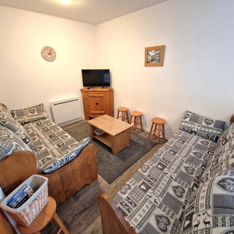 Appartement 3 Pièces + Cabine 8/10 Pers. - Cœur de Station, Proche Pistes et Commerces, 55m² - FR-1-265-191 - Appartement (10 Adultes) - 6