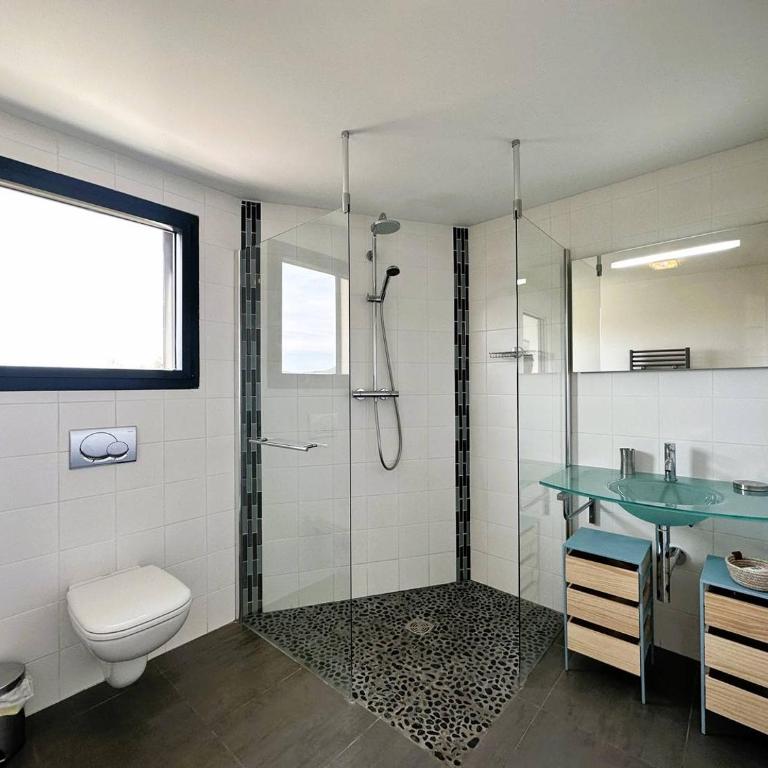 Villa Eden pour 8 personnes climatisée avec piscine chauffée et vue mer à La Londe-les-Maures - Maison de Vacances 4 Chambres - 29