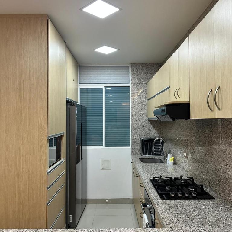 Apto luxury en Santa Marta con Vista al mar piscina y salida a la playa - Apartamento - 10