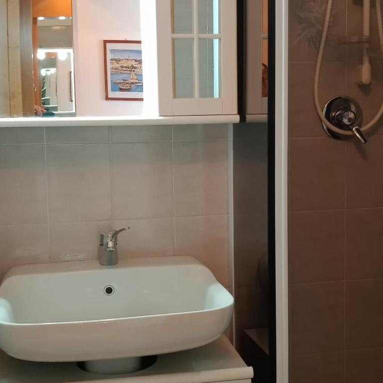 Appartamento Giardino 4 - Apartment mit 2 Schlafzimmern, einem Balkon und Meerblick - 14