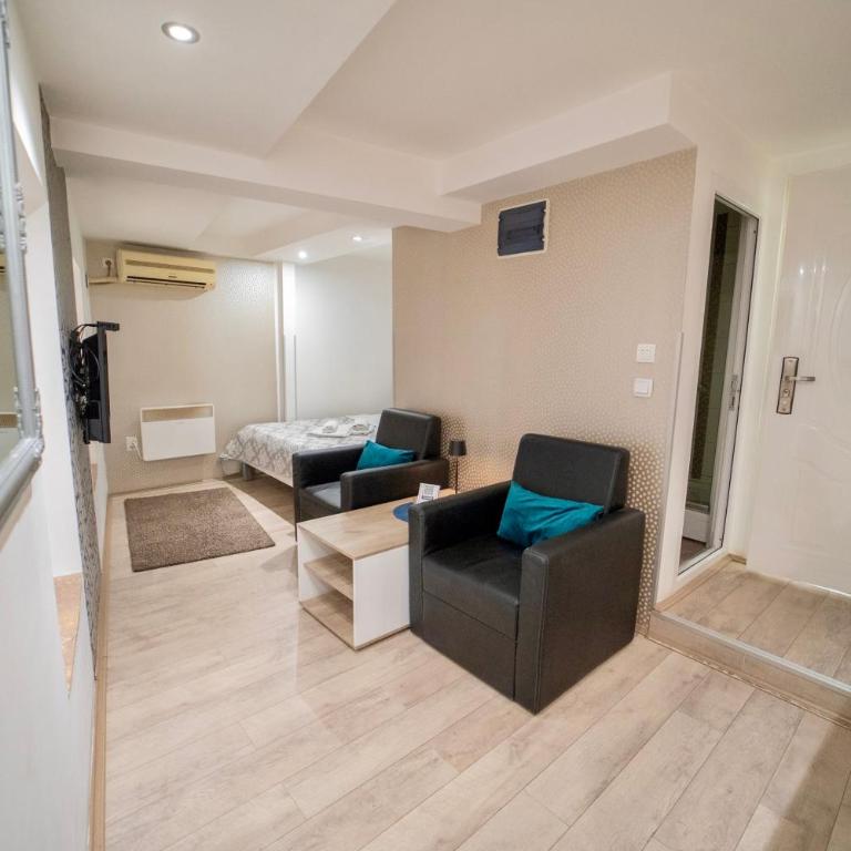 Apartmani Aleksandra u centru grada - Comfort Studio - 8