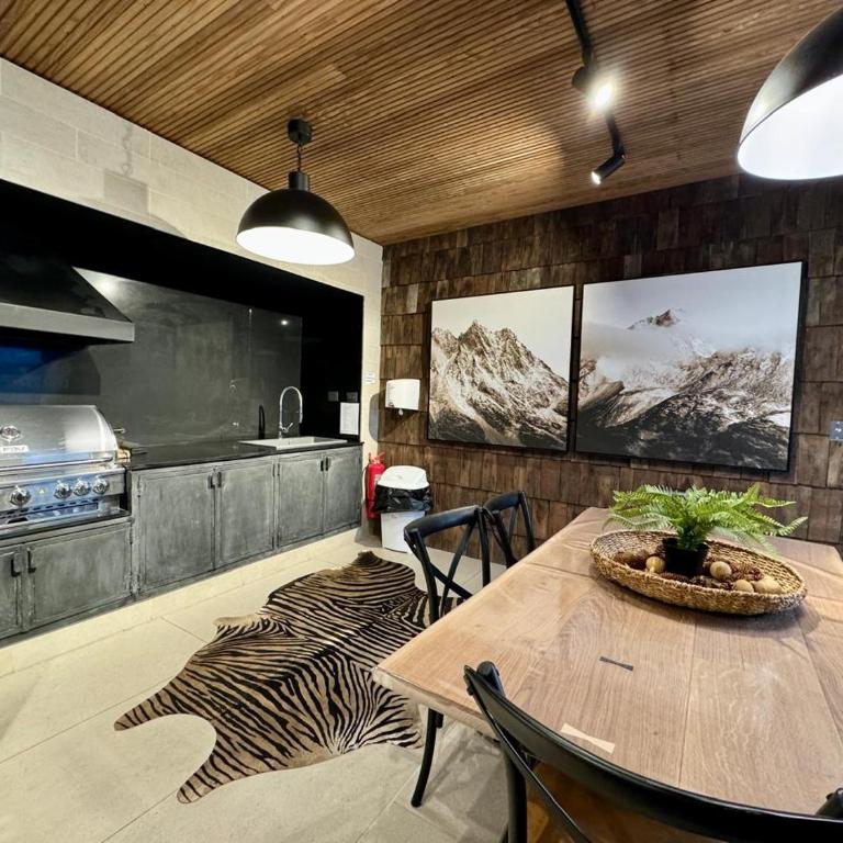 Depa con piscina frente al Lago Llanquihue y vista al volcán - Apartamento de 2 dormitorios - 46