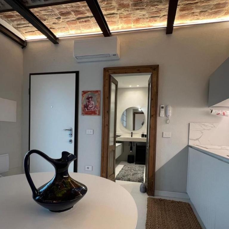 Suite BURBERA - One-Bedroom Apartment with Sea View and Terrace - 5