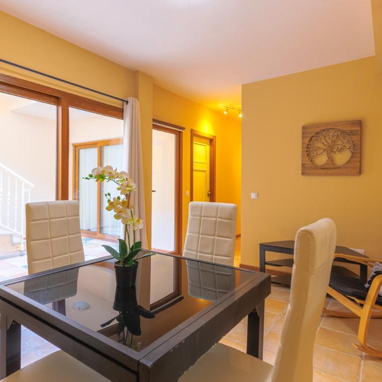 Villa with Pool, Luxury Scape in Caleta De Fuste - Villa with Private Pool - 4