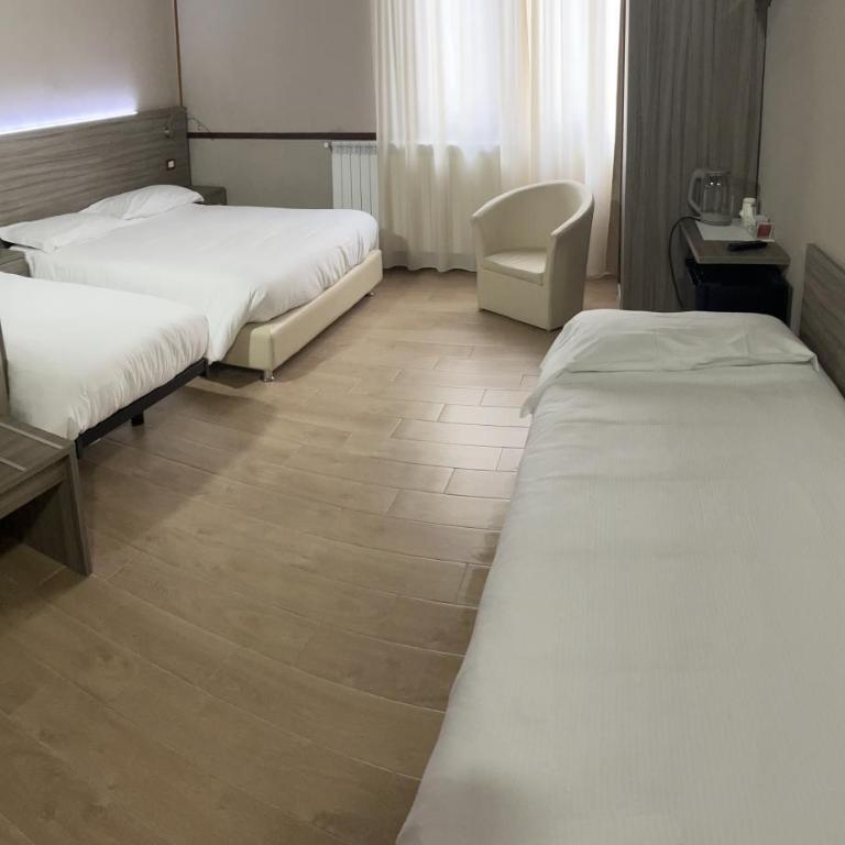 La Capannina - Superior Quadruple Room - 3