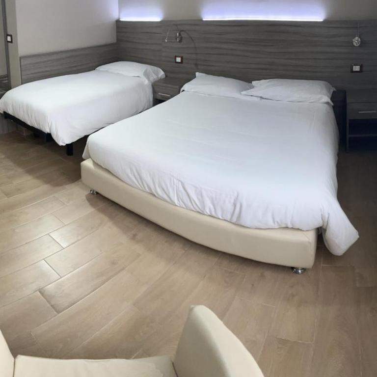 La Capannina - Superior Quadruple Room - 2