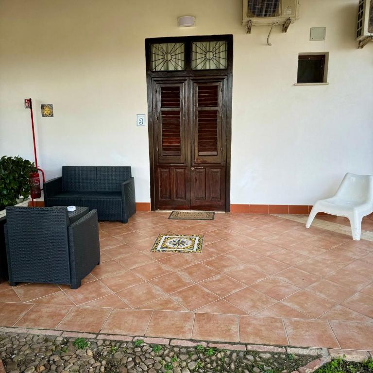 Kòre rooms - Camera Tripla con Patio - 2