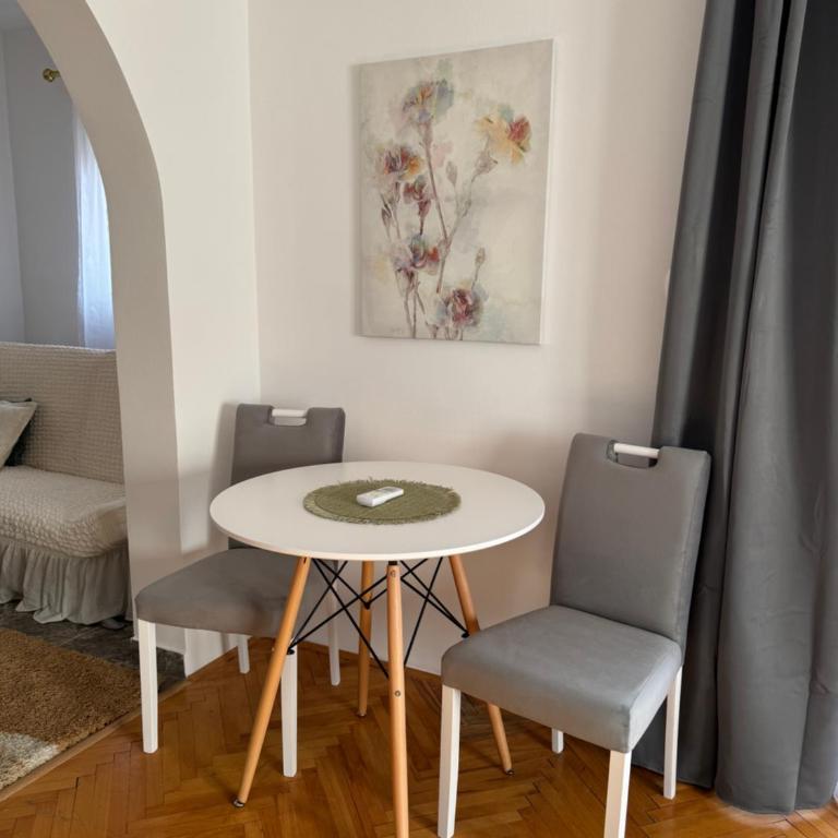 Apartmani Breze - Apartment with Terrace - 11
