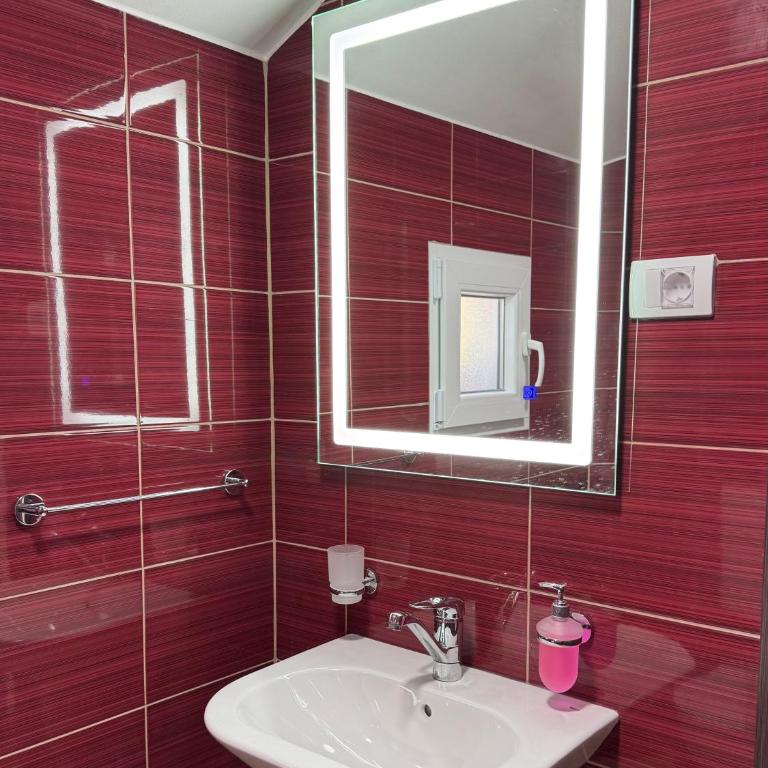 Apartmani Breze - Apartment with Terrace - 18