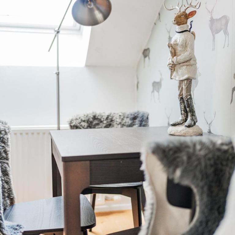 Innsbruck City Chalet - Studio mit Bergblick - 12