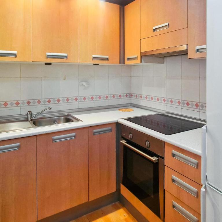 2 Bedroom Amazing Apartment In Torrevieja - Two-Bedroom Apartment - 8